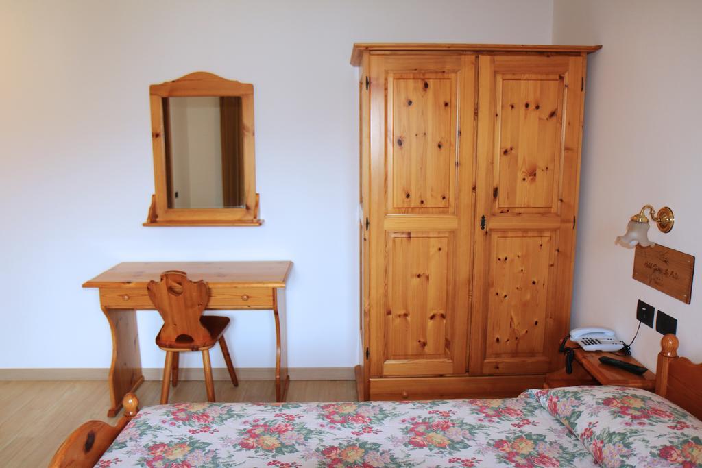 Hotel La Palu Pinzolo Luaran gambar