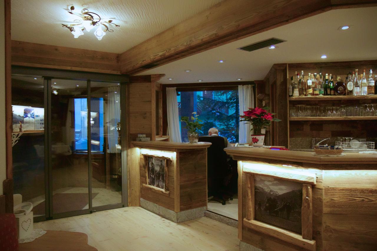 Hotel La Palu Pinzolo Luaran gambar